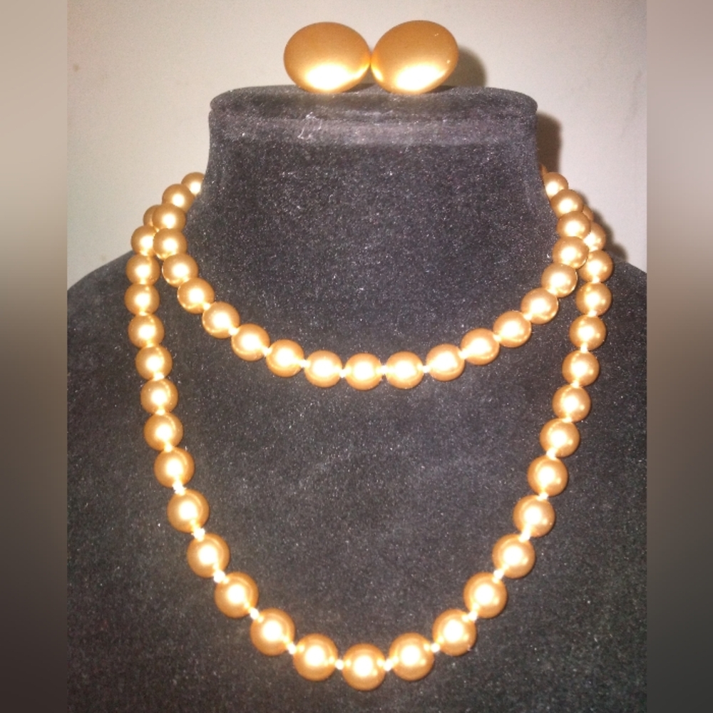 Kenneth Jay Lane Necklace and Earrings